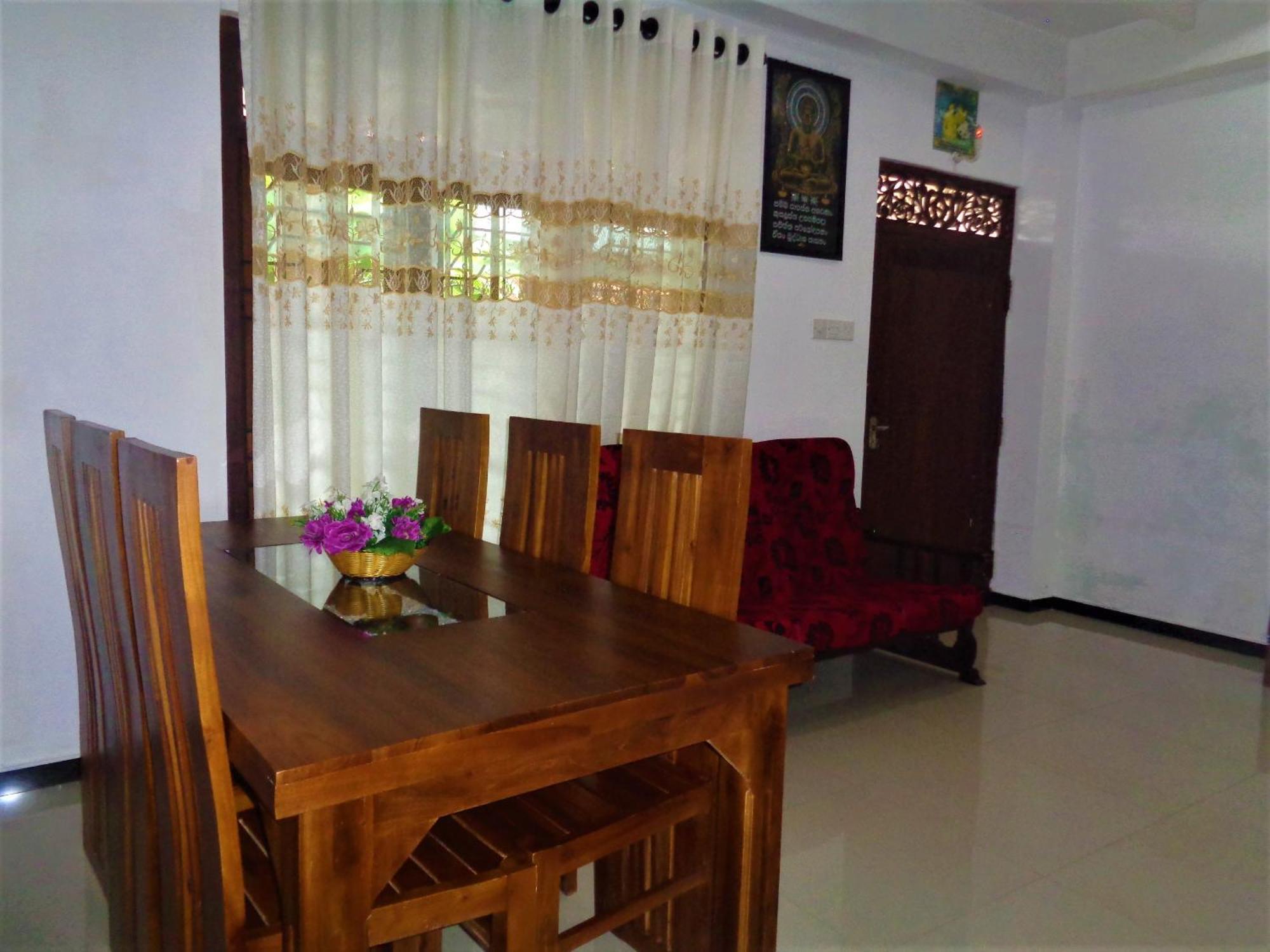 De Fancy House Hotell Unawatuna Eksteriør bilde