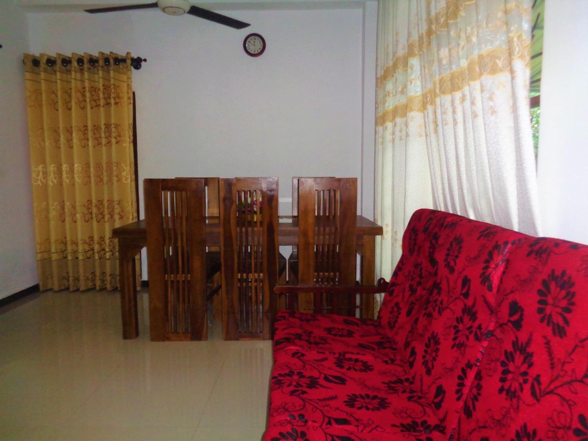 De Fancy House Hotell Unawatuna Eksteriør bilde