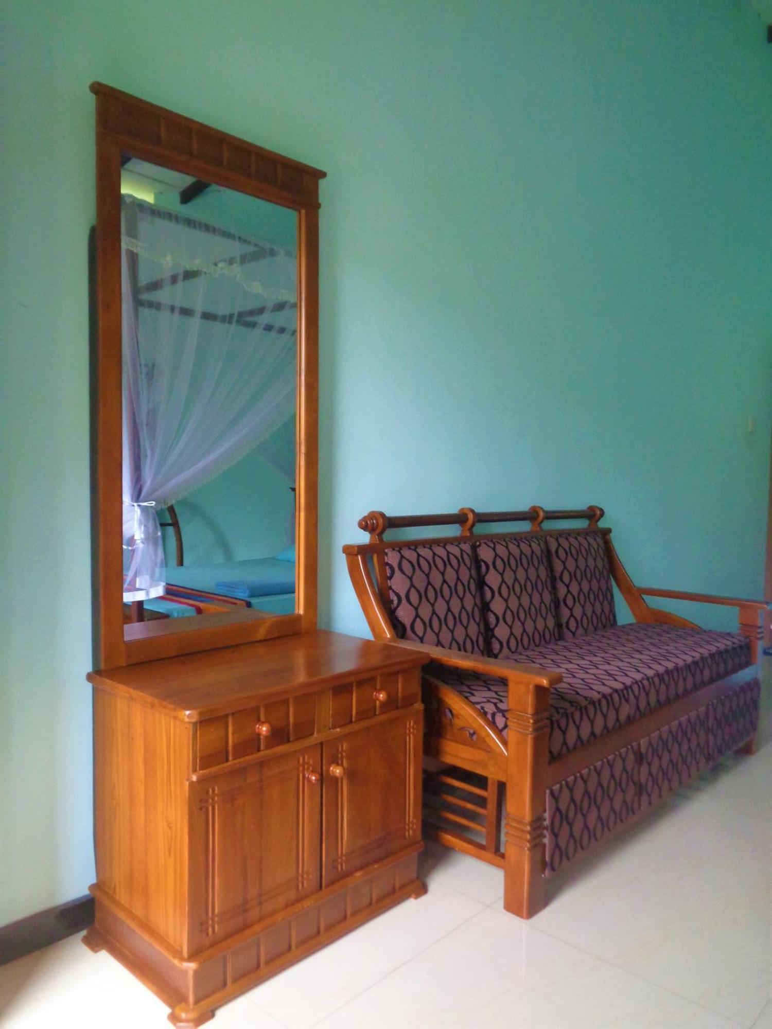 De Fancy House Hotell Unawatuna Eksteriør bilde