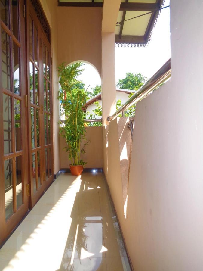 De Fancy House Hotell Unawatuna Eksteriør bilde